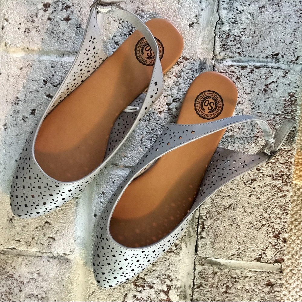 Slate grey, sling back-eyelet flats